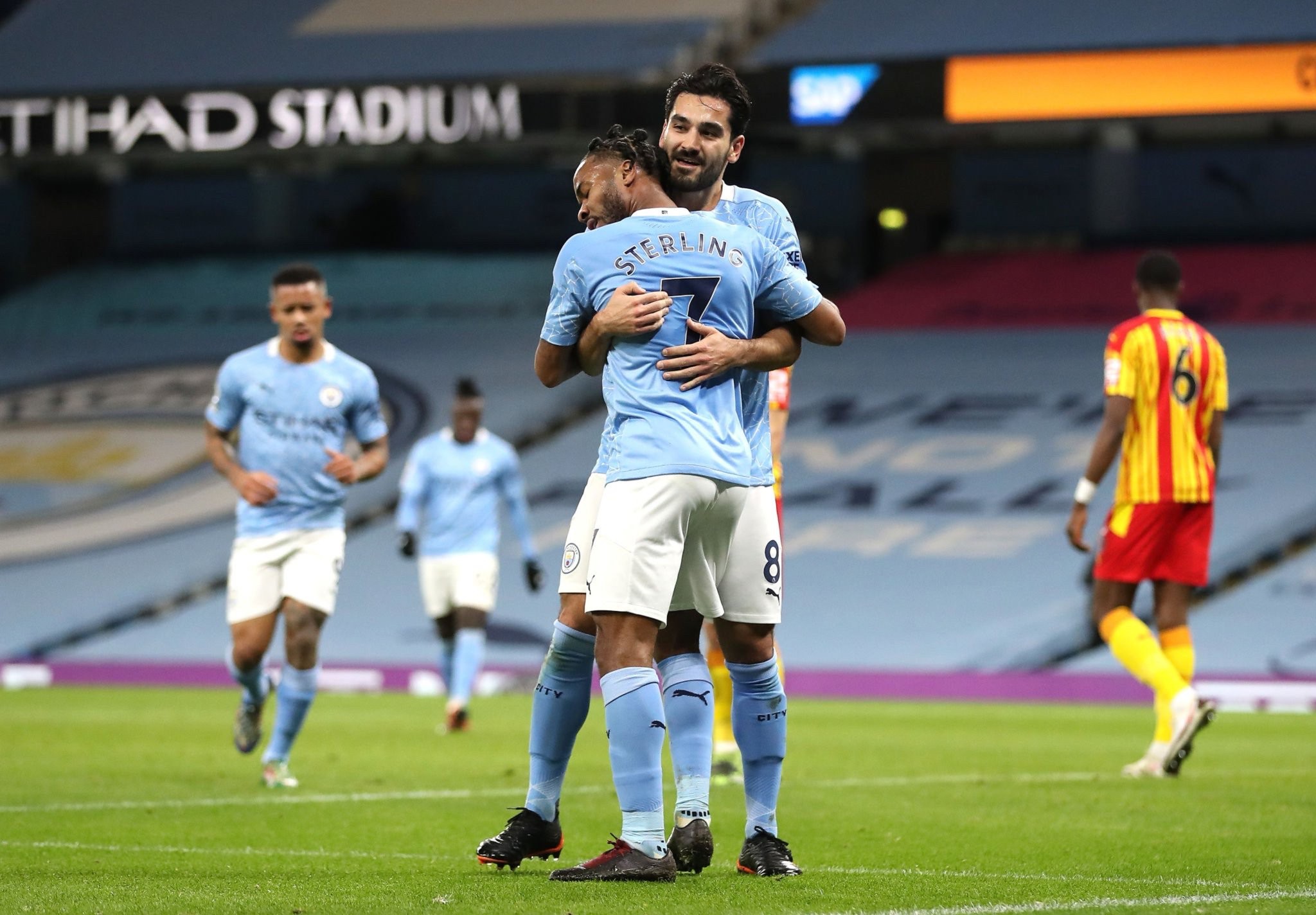 但在当前的 但在当前的